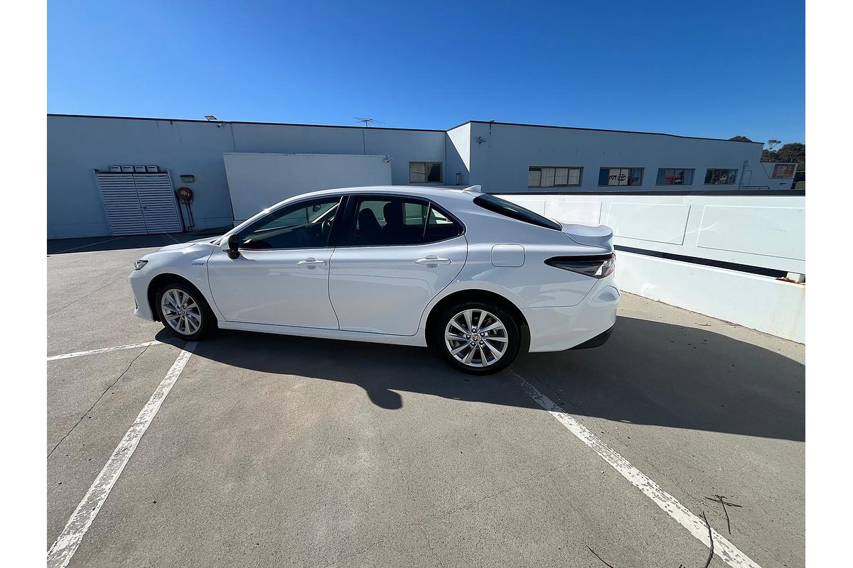 2024 Toyota Camry Ascent AXVH70R