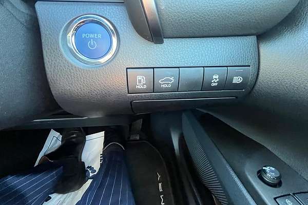 2024 Toyota Camry Ascent AXVH70R