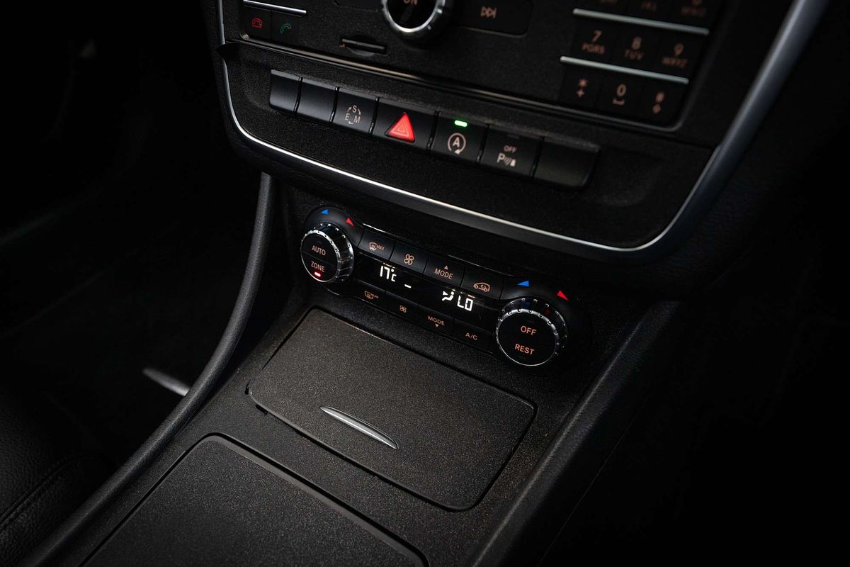 2015 Mercedes-Benz CLA-Class CLA200 C117