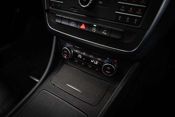 2015 Mercedes-Benz CLA-Class CLA200 C117