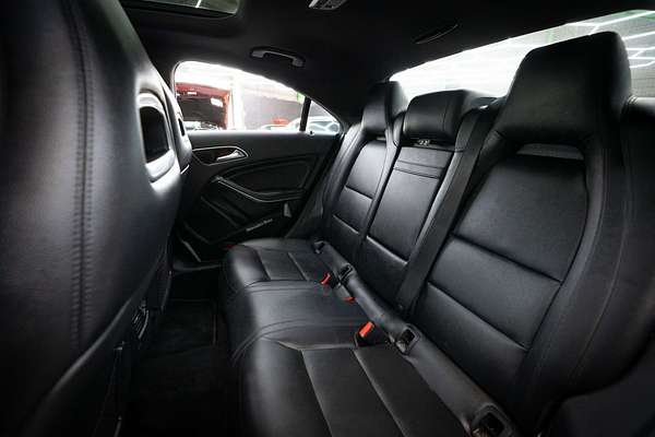 2015 Mercedes-Benz CLA-Class CLA200 C117