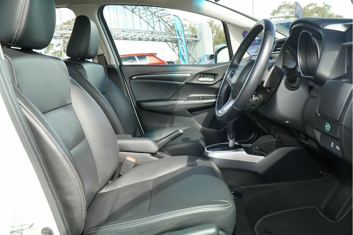 2020 Honda Jazz VTi-L GF