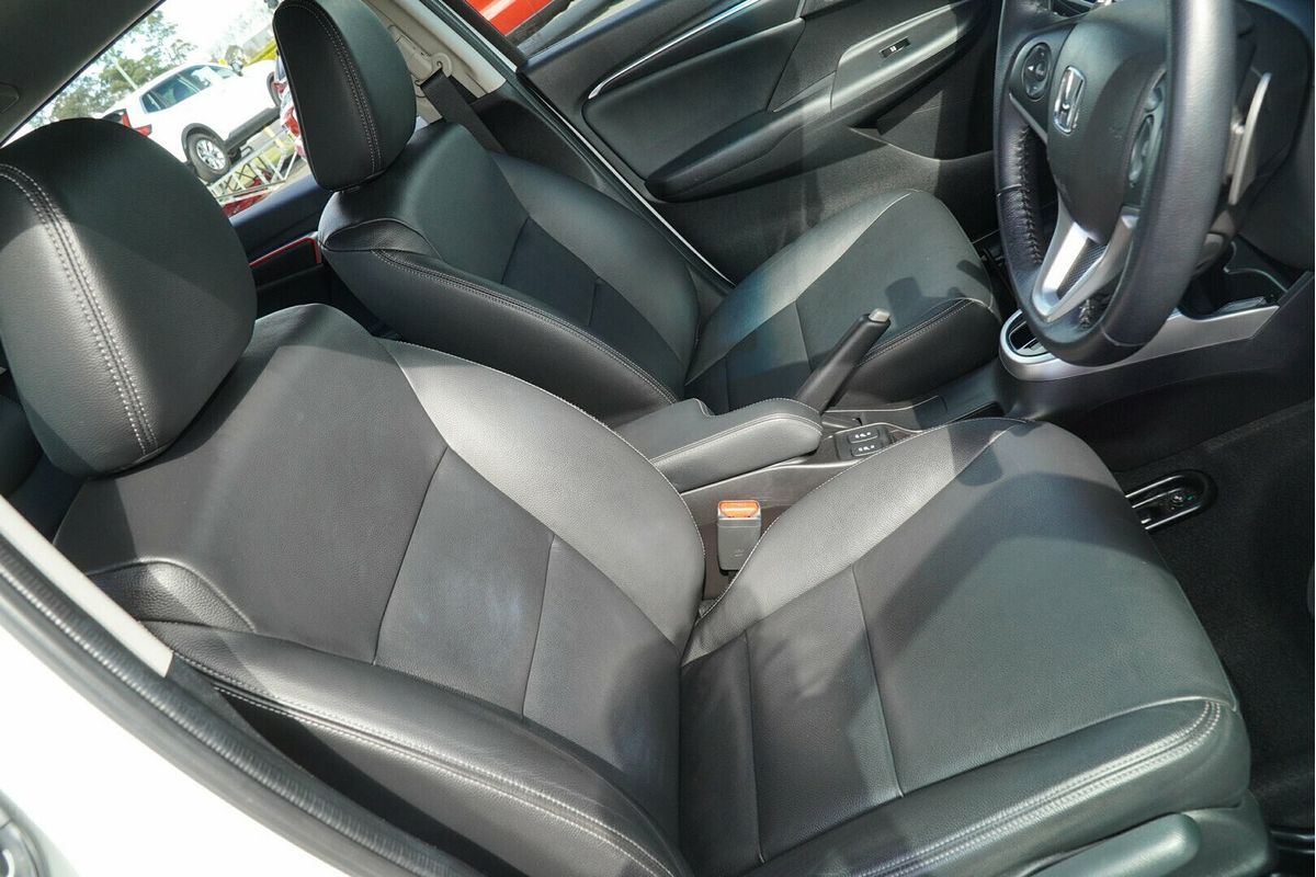 2020 Honda Jazz VTi-L GF