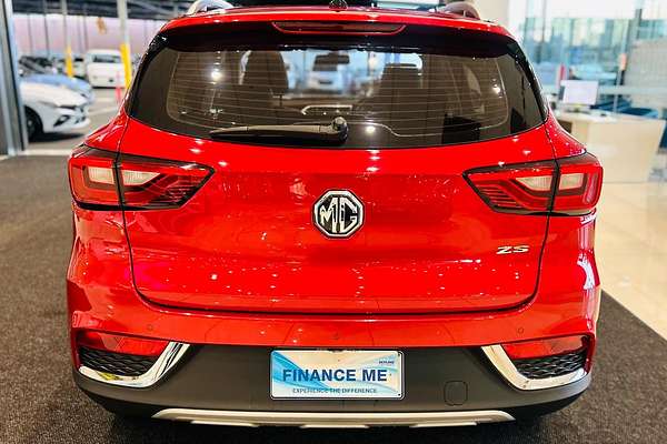 2021 MG ZS Essence AZS1