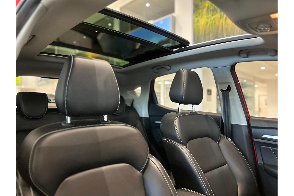 2021 MG ZS Essence AZS1