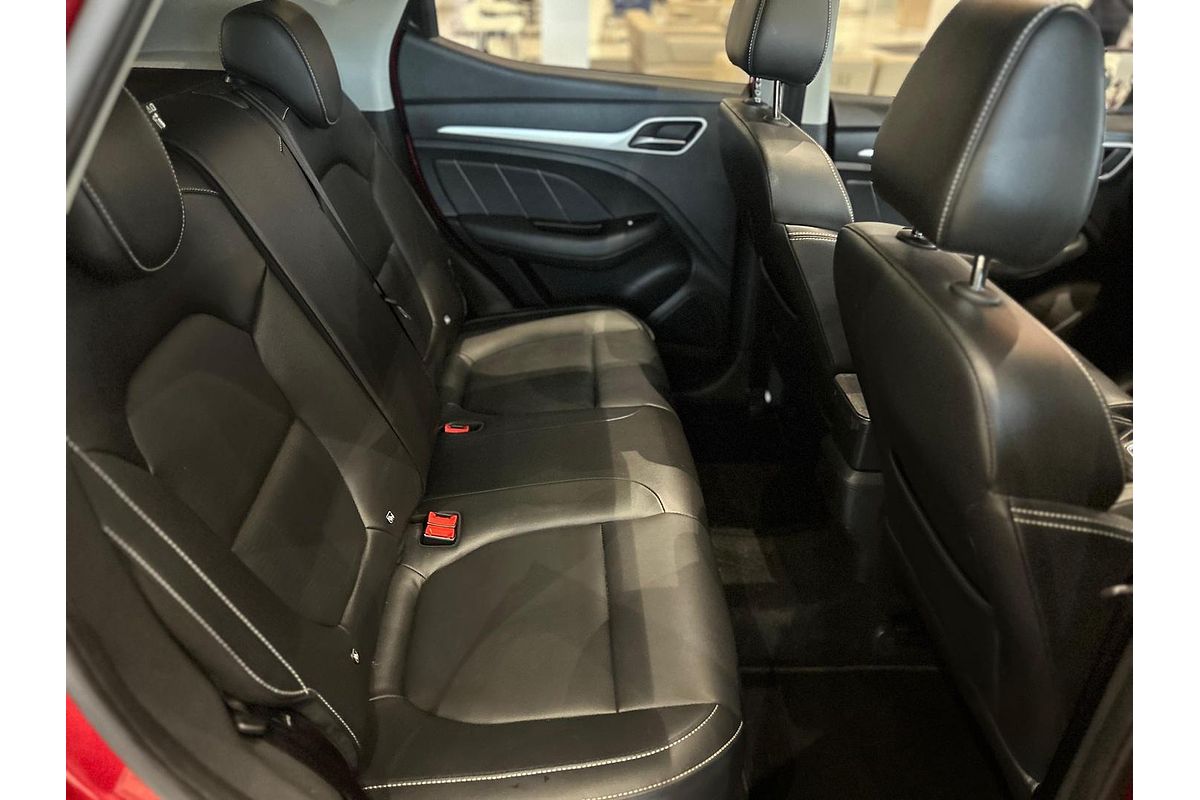 2021 MG ZS Essence AZS1