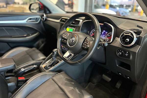 2021 MG ZS Essence AZS1