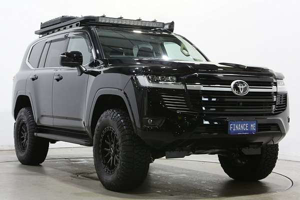 2024 Toyota Landcruiser VX FJA300R