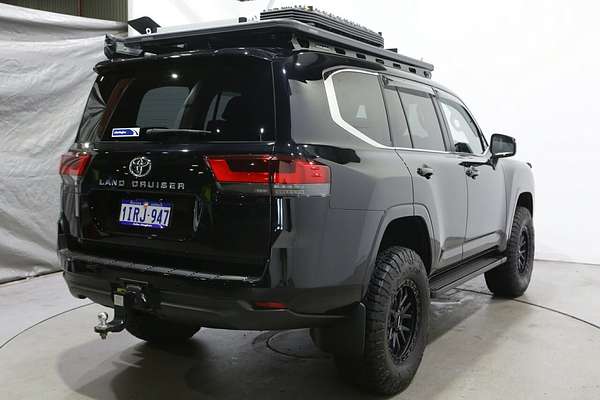 2024 Toyota Landcruiser VX FJA300R