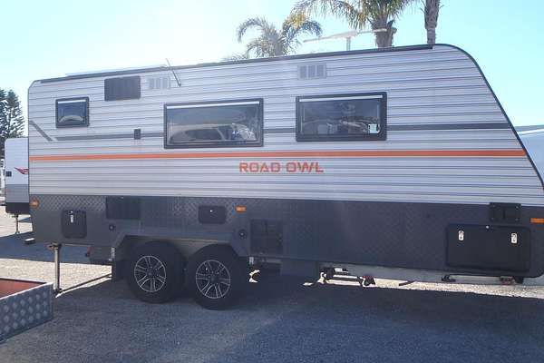 2022 New Age Caravans Road Owl Ro18e 18'