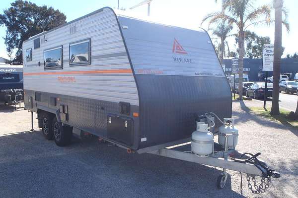 2022 New Age Caravans Road Owl Ro18e 18'