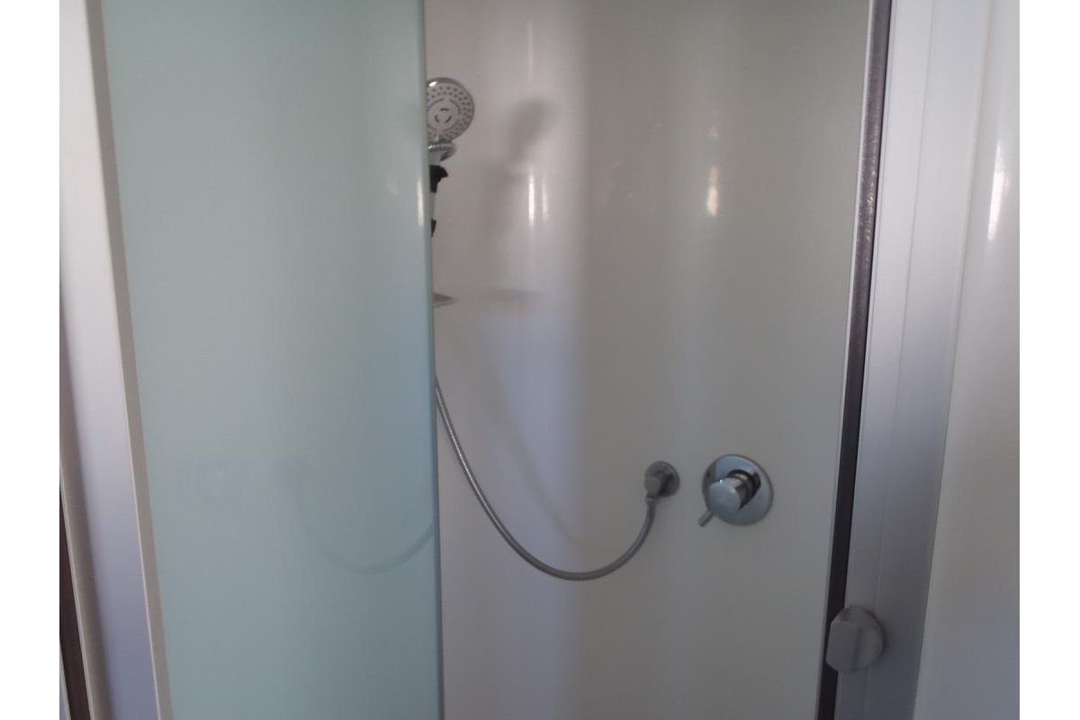 2022 New Age Caravans Road Owl Ro18e 18'