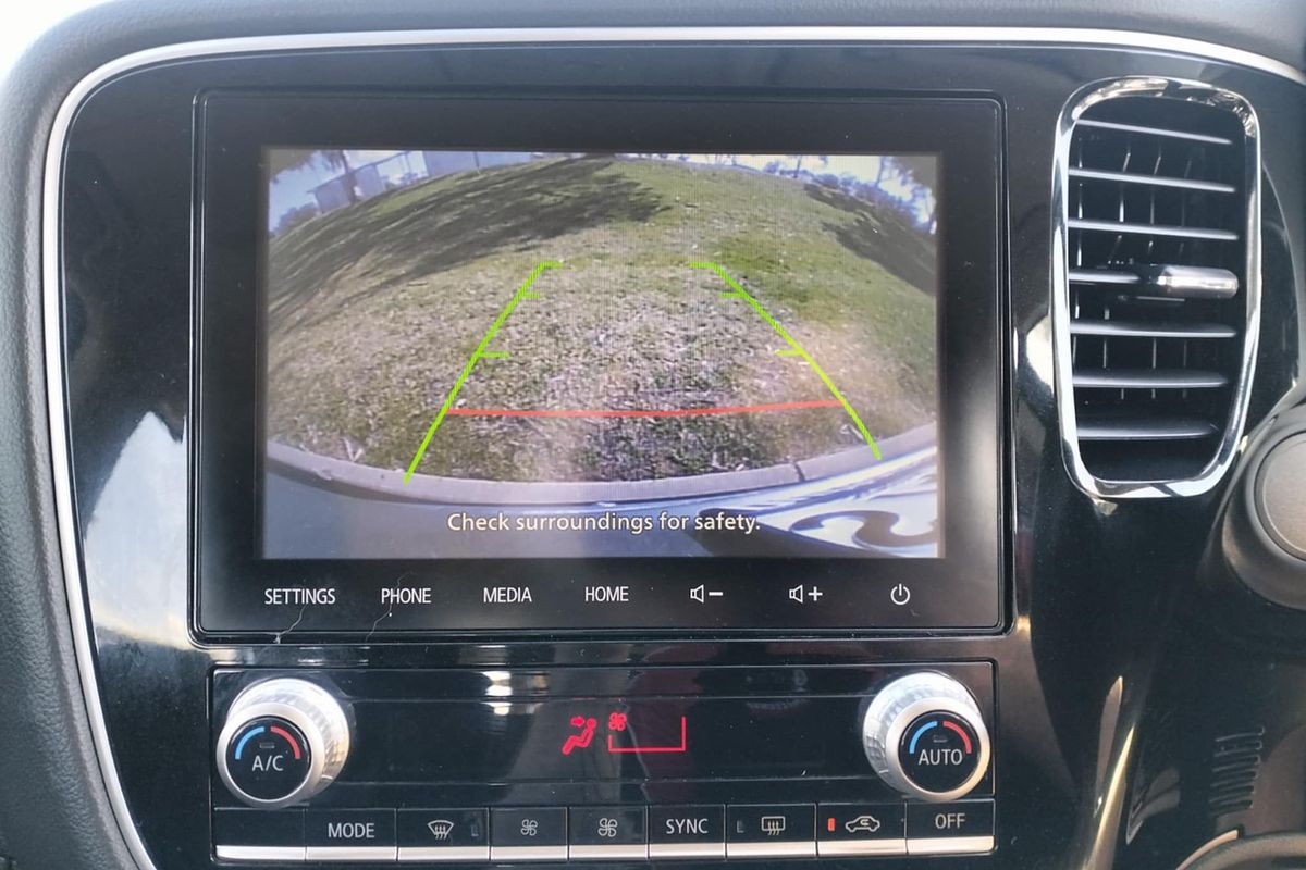 2021 Mitsubishi Outlander ES ZM