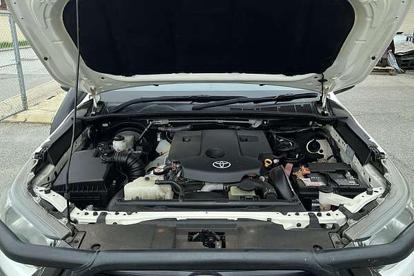 2021 Toyota Hilux SR GUN126R 4X4