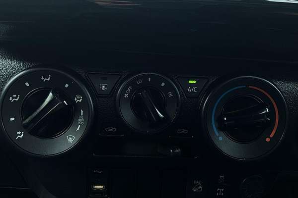 2021 Toyota Hilux SR GUN126R 4X4