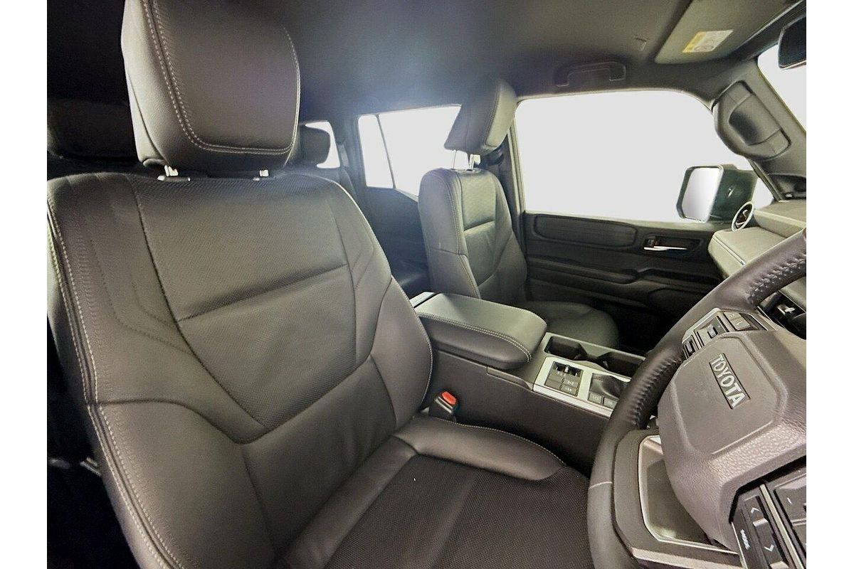 2025 Toyota Landcruiser Prado VX GDJ251R