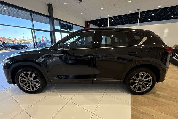 2021 Mazda CX-5 Akera KF Series