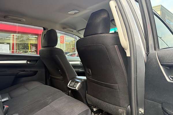 2018 Toyota Hilux SR5 GUN126R 4X4