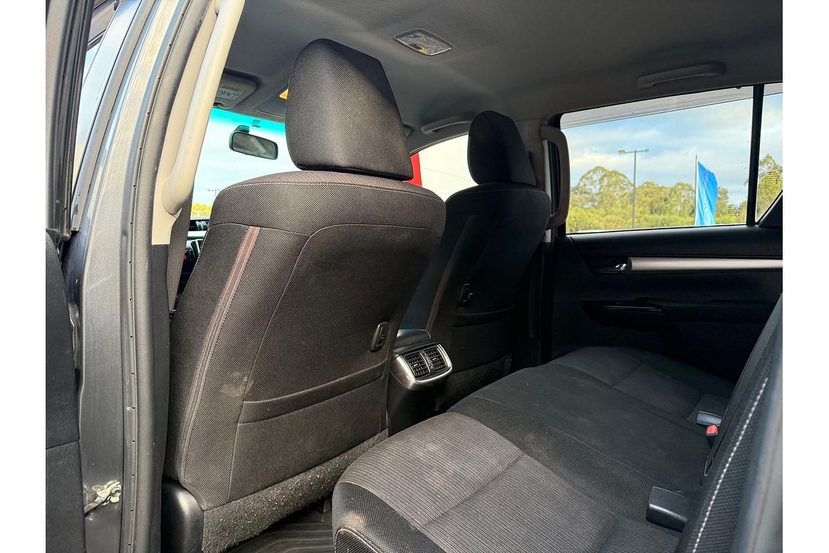 2018 Toyota Hilux SR5 GUN126R 4X4
