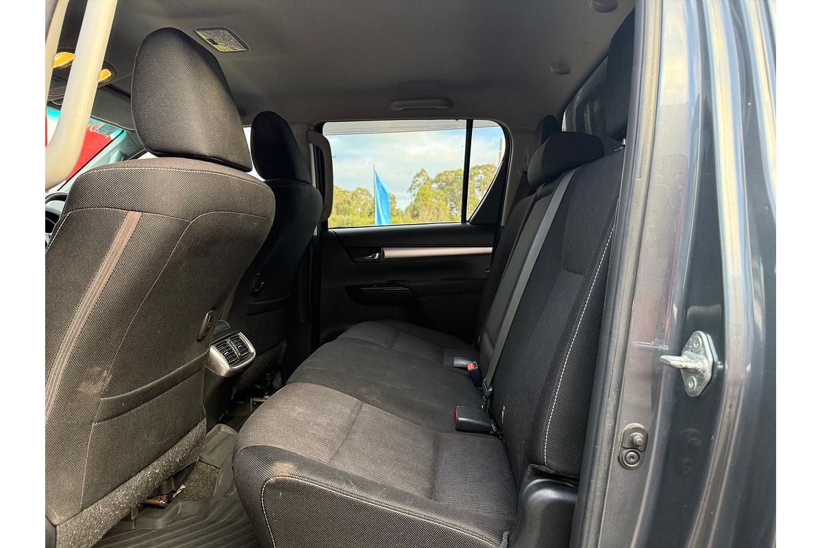 2018 Toyota Hilux SR5 GUN126R 4X4