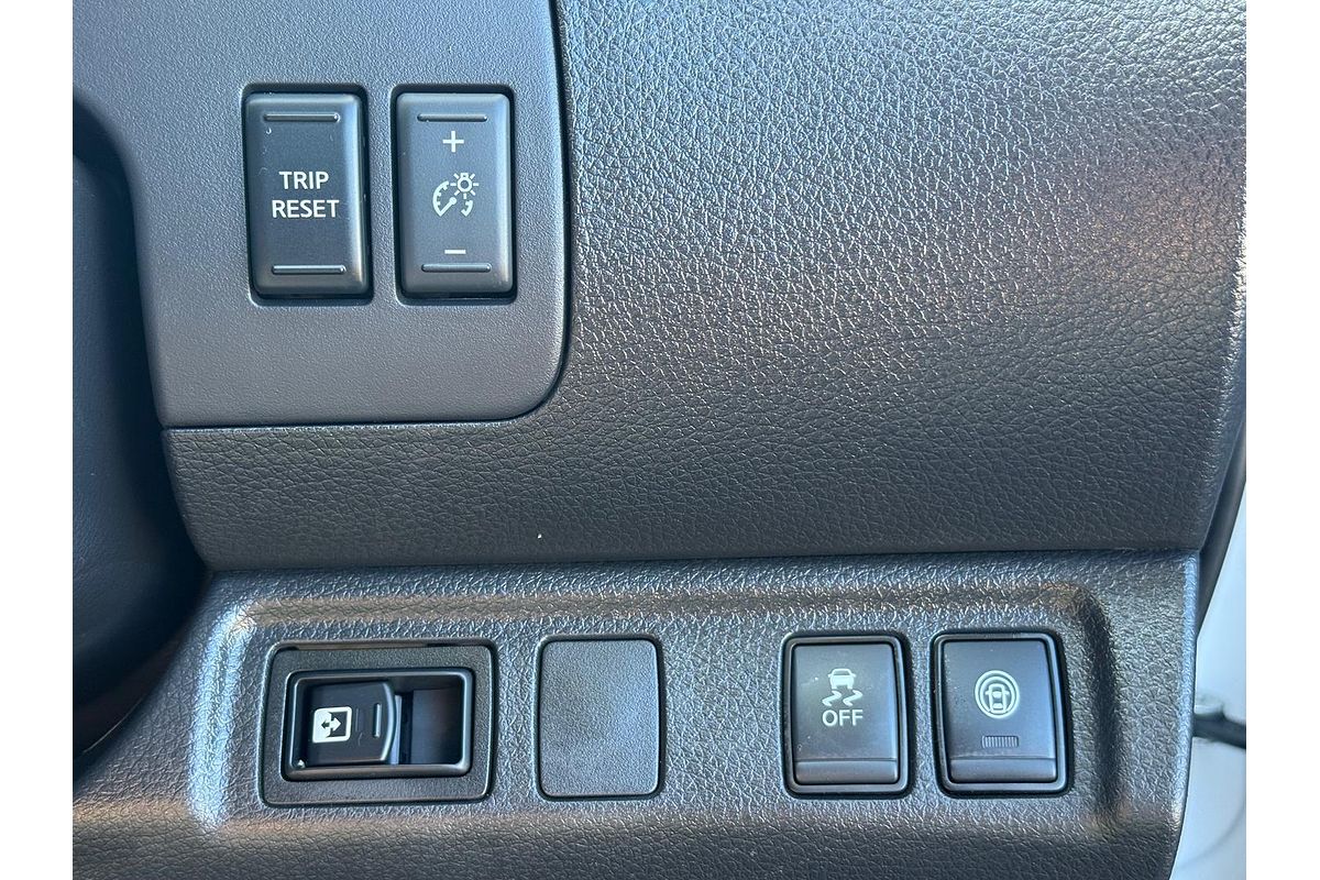 2023 Nissan Navara ST D23 Rear Wheel Drive