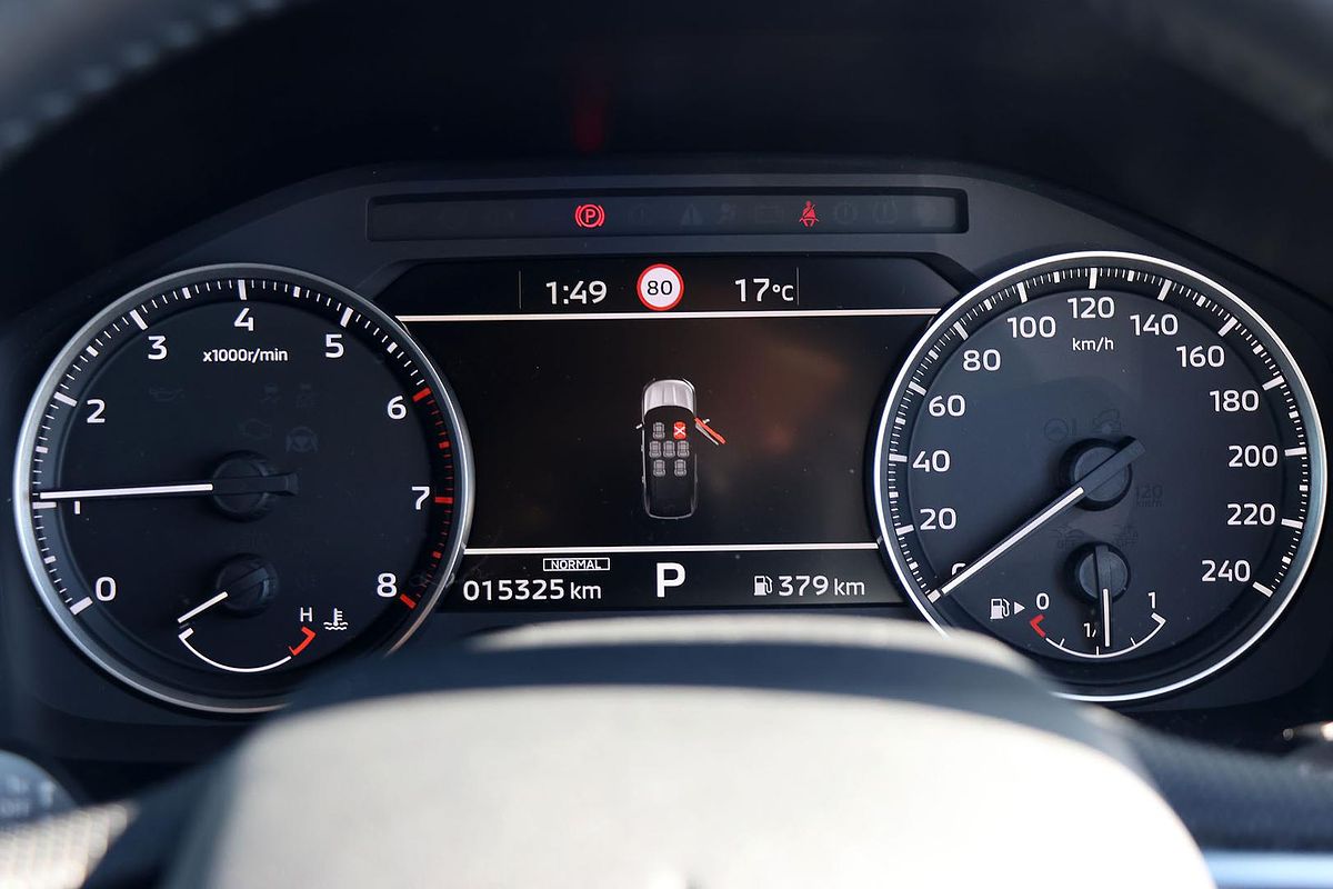 2024 Mitsubishi Outlander Black Edition ZM