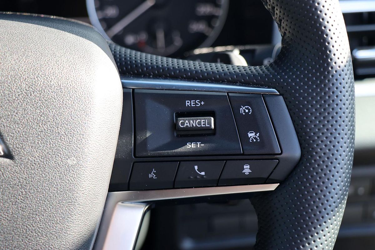2024 Mitsubishi Outlander Black Edition ZM