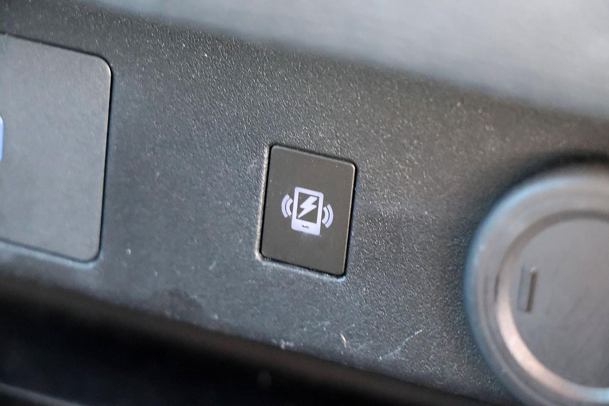 2024 Mitsubishi Outlander Black Edition ZM
