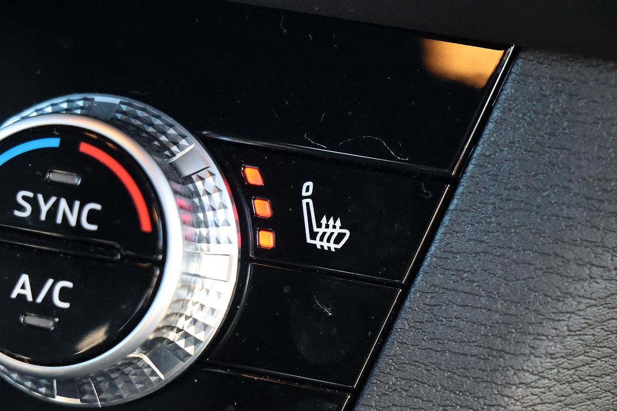 2024 Mitsubishi Outlander Black Edition ZM
