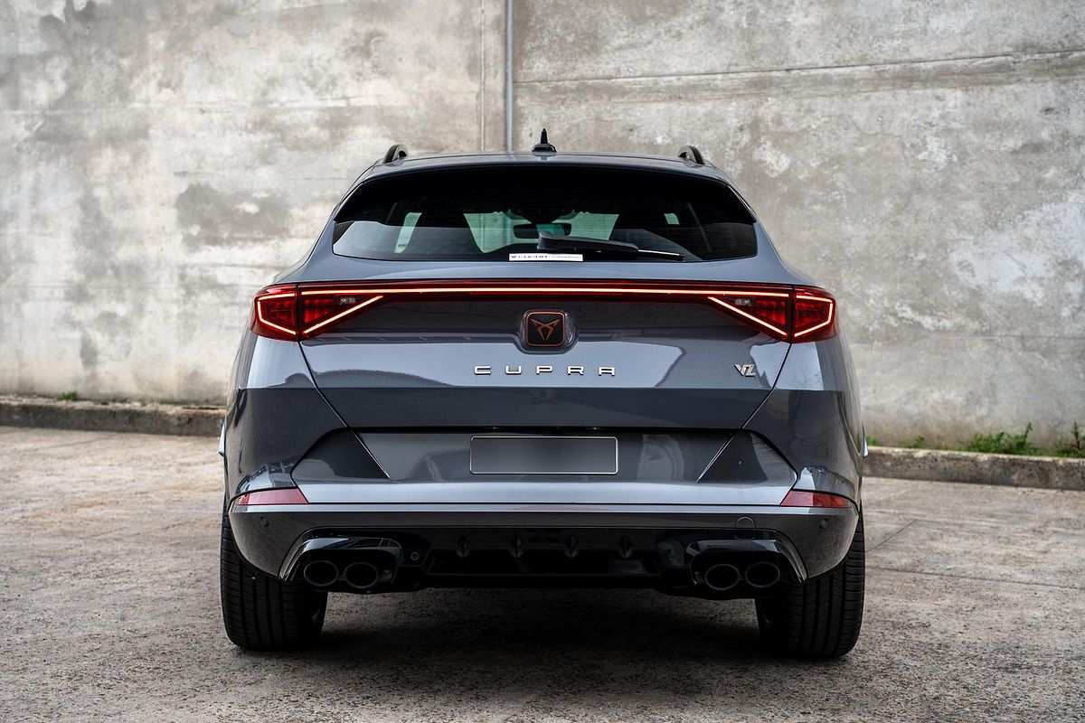 2024 CUPRA Formentor VZx KM