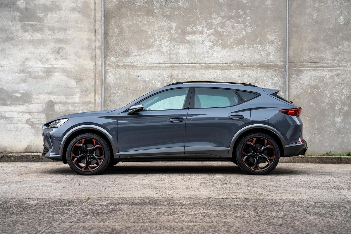2024 CUPRA Formentor VZx KM
