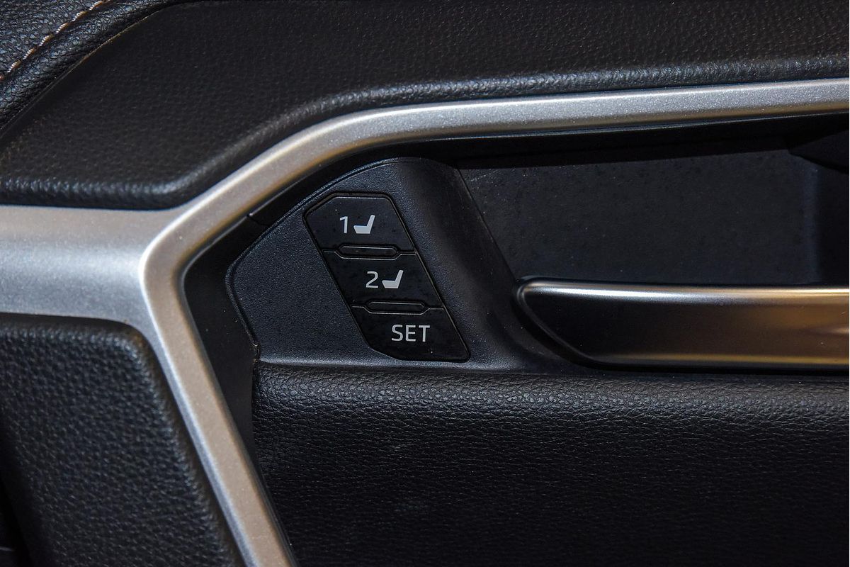 2021 Toyota RAV4 Cruiser AXAH54R
