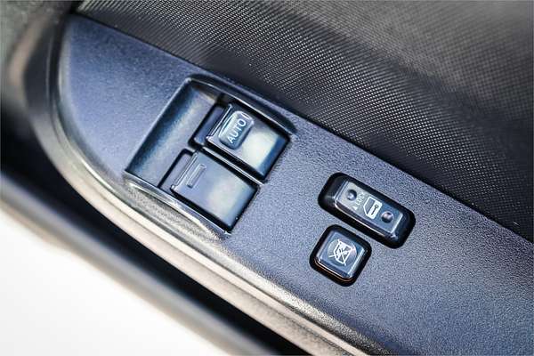 2014 Toyota Hiace KDH221R