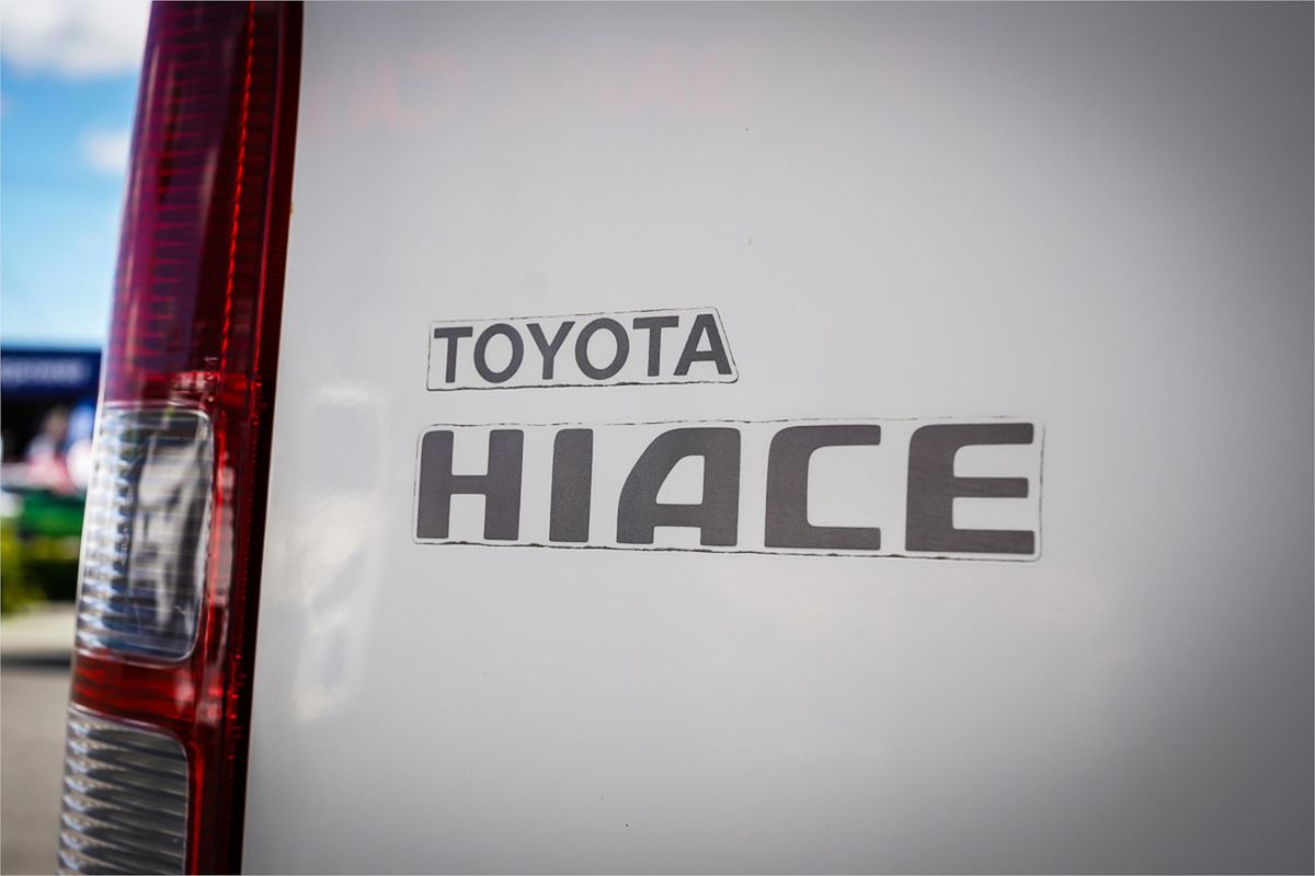 2014 Toyota Hiace KDH221R