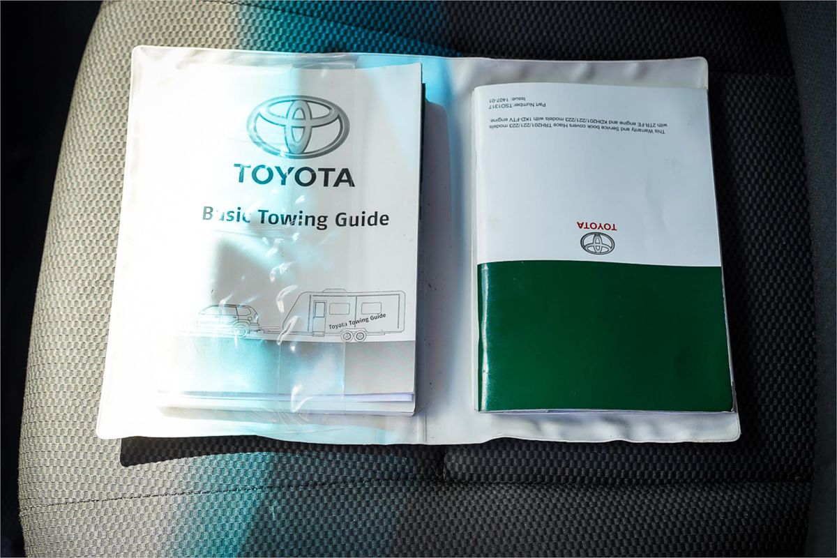 2014 Toyota Hiace KDH221R
