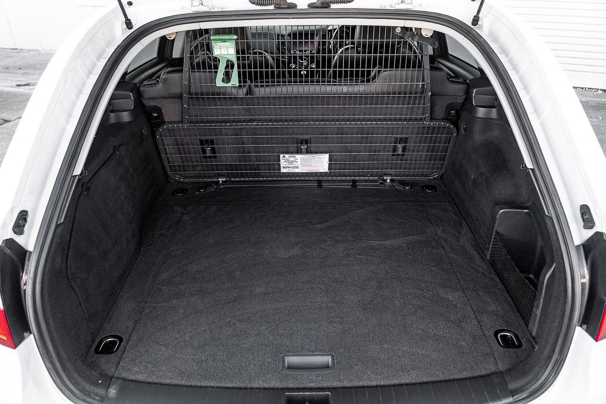 2016 Holden Commodore SV6 Black VF Series II