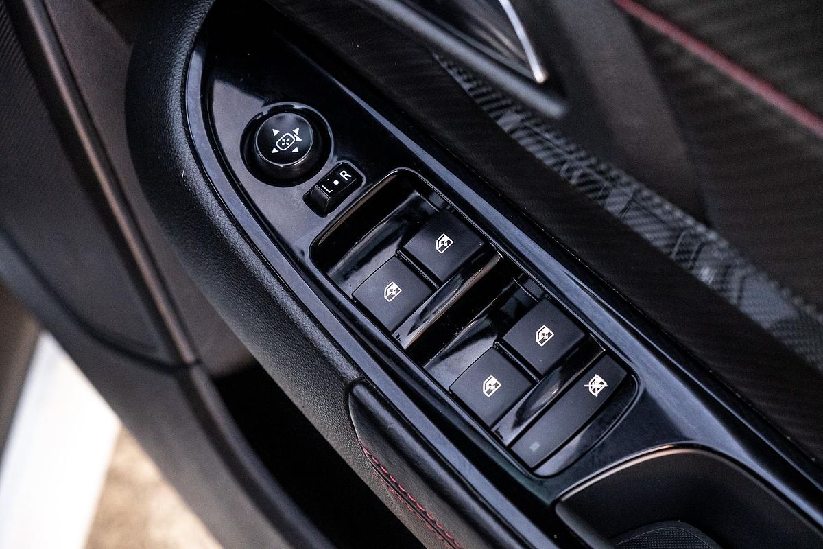 2016 Holden Commodore SV6 Black VF Series II