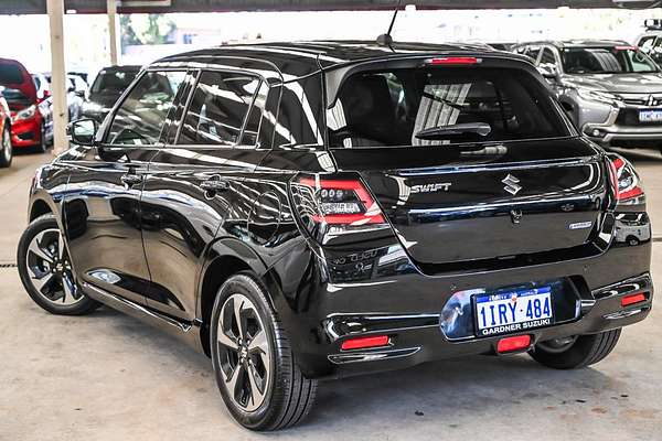 2024 Suzuki Swift Hybrid GLX UZ