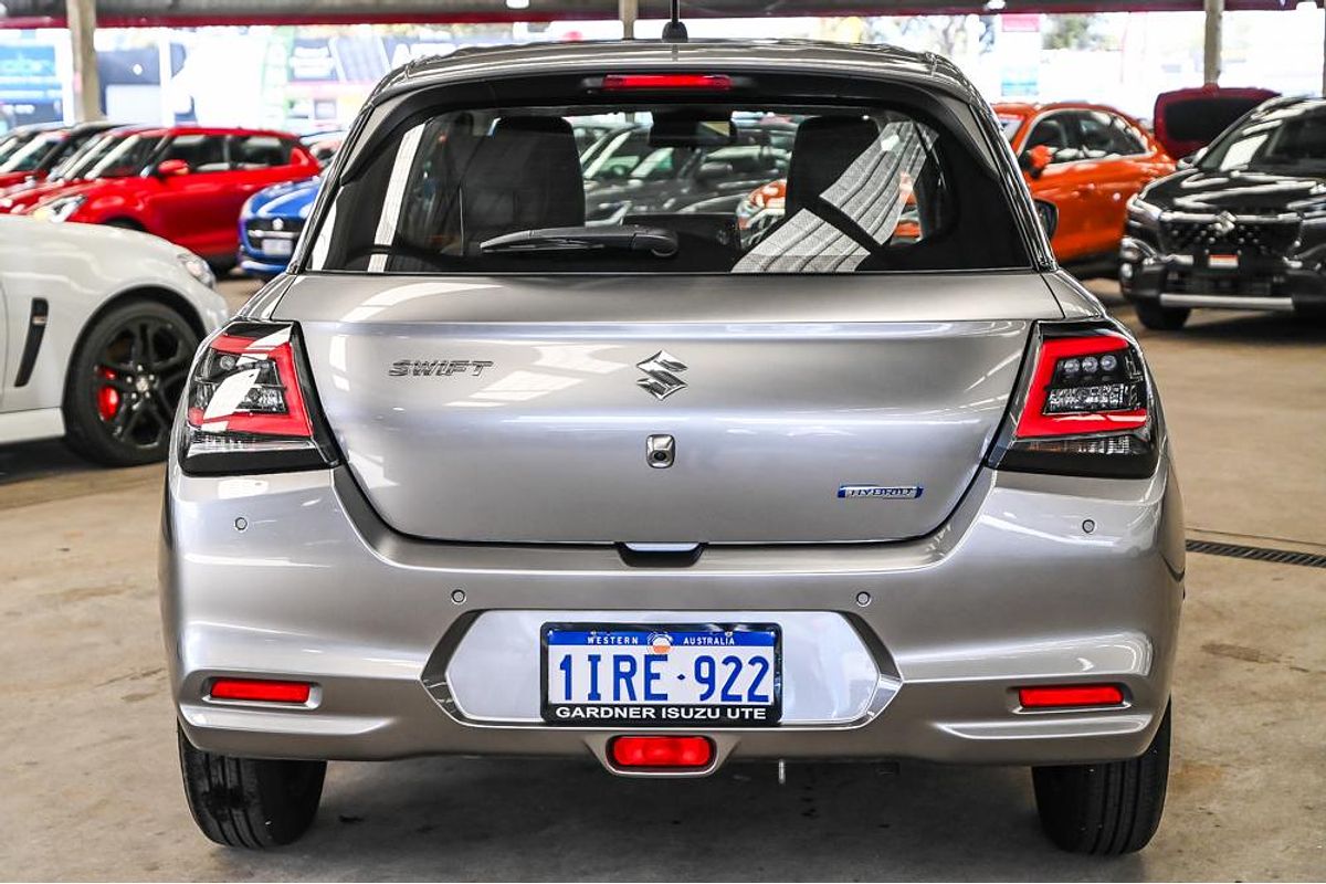 2024 Suzuki Swift Hybrid UZ