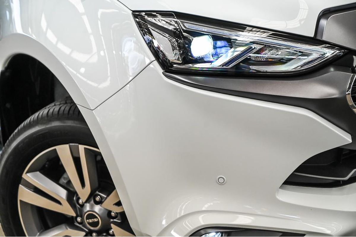 2024 Isuzu MU-X LS-T