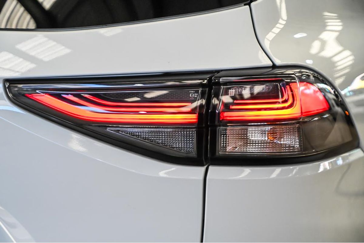 2024 Isuzu MU-X LS-T