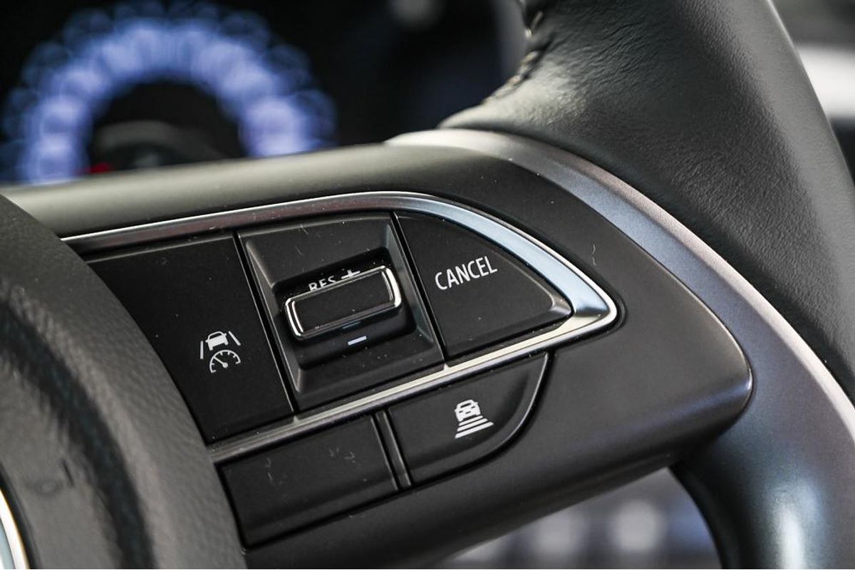 2024 Suzuki Swift Hybrid GLX UZ