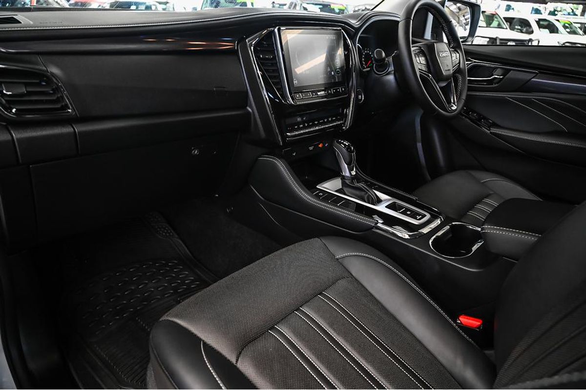 2024 Isuzu MU-X LS-T