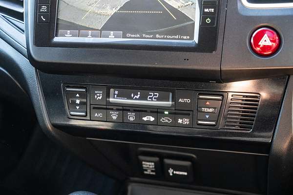 2015 Honda Civic VTi-L 9th Gen Ser II