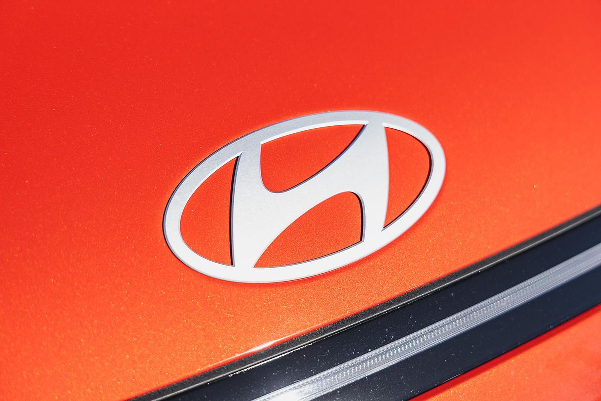 2025 Hyundai Kona Premium N Line SX2.V3