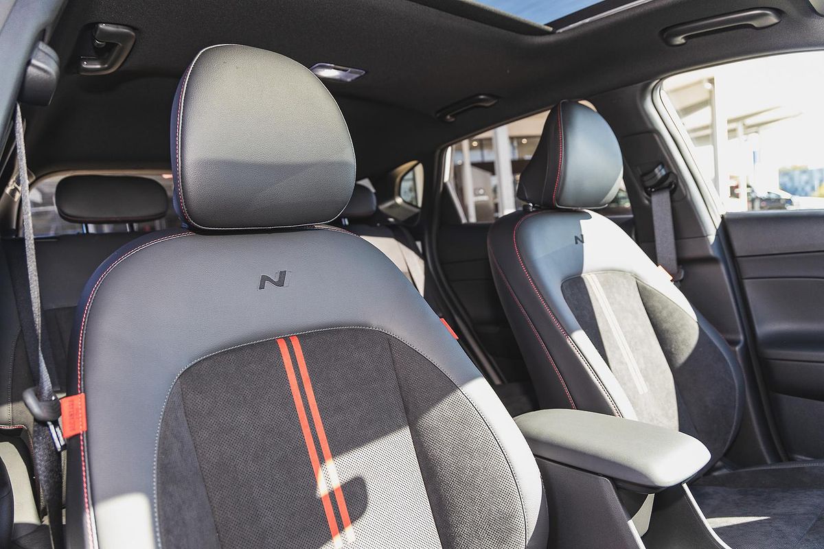 2025 Hyundai Kona Premium N Line SX2.V3