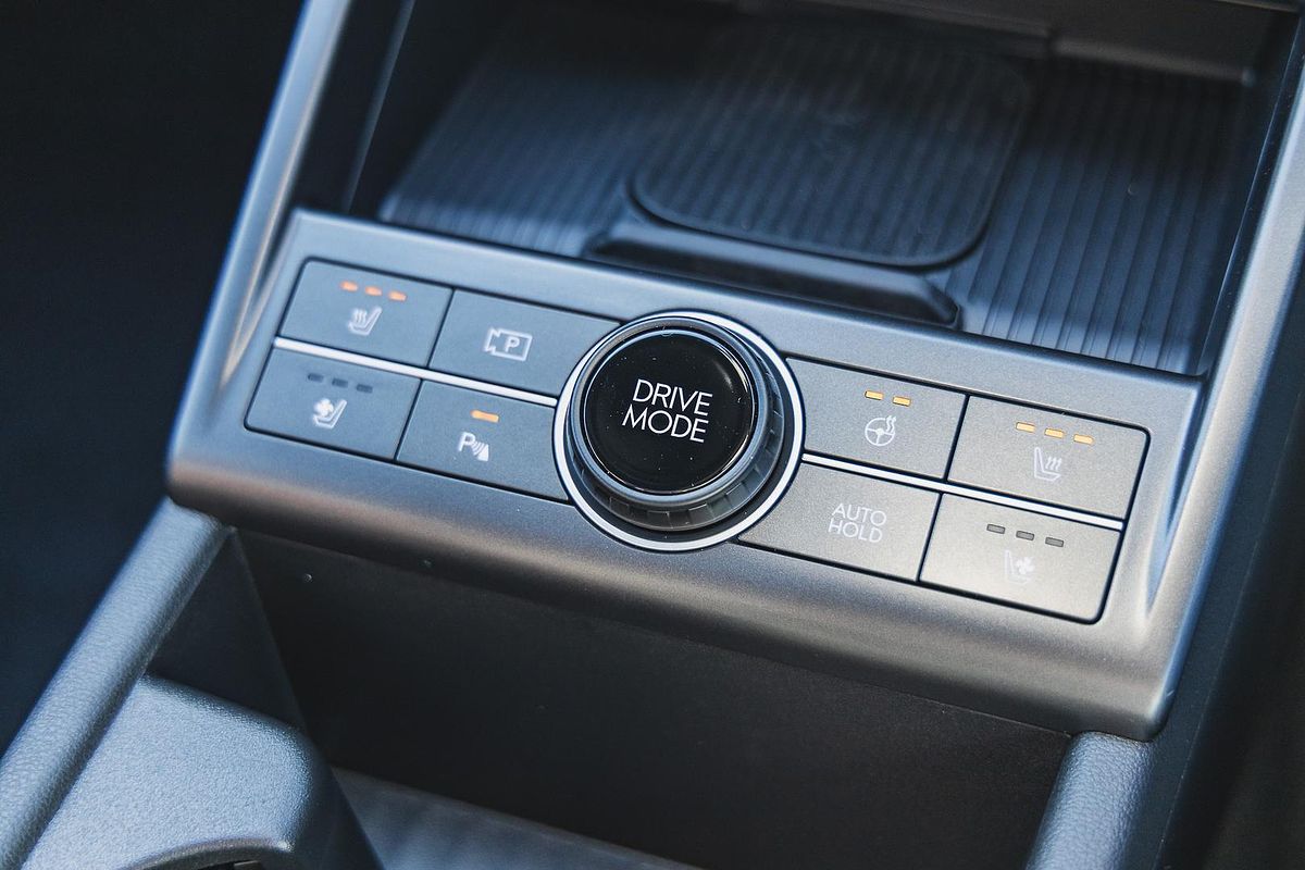 2025 Hyundai Kona Premium N Line SX2.V3