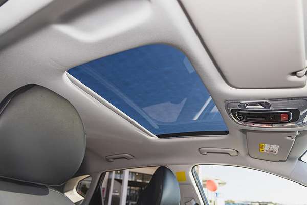 2025 Hyundai Kona Premium SX2.V3