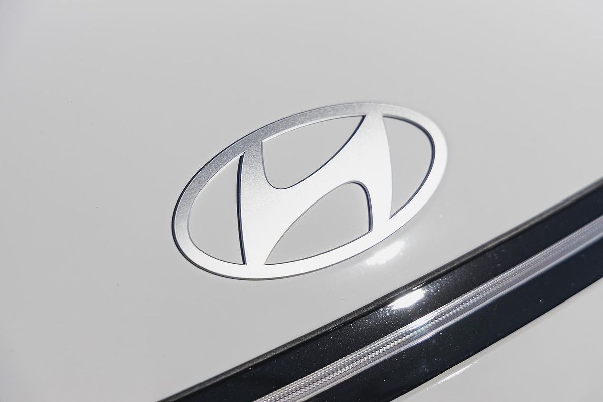 2025 Hyundai Kona Premium SX2.V3
