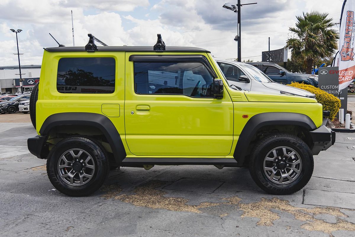 2022 Suzuki Jimny GLX GJ